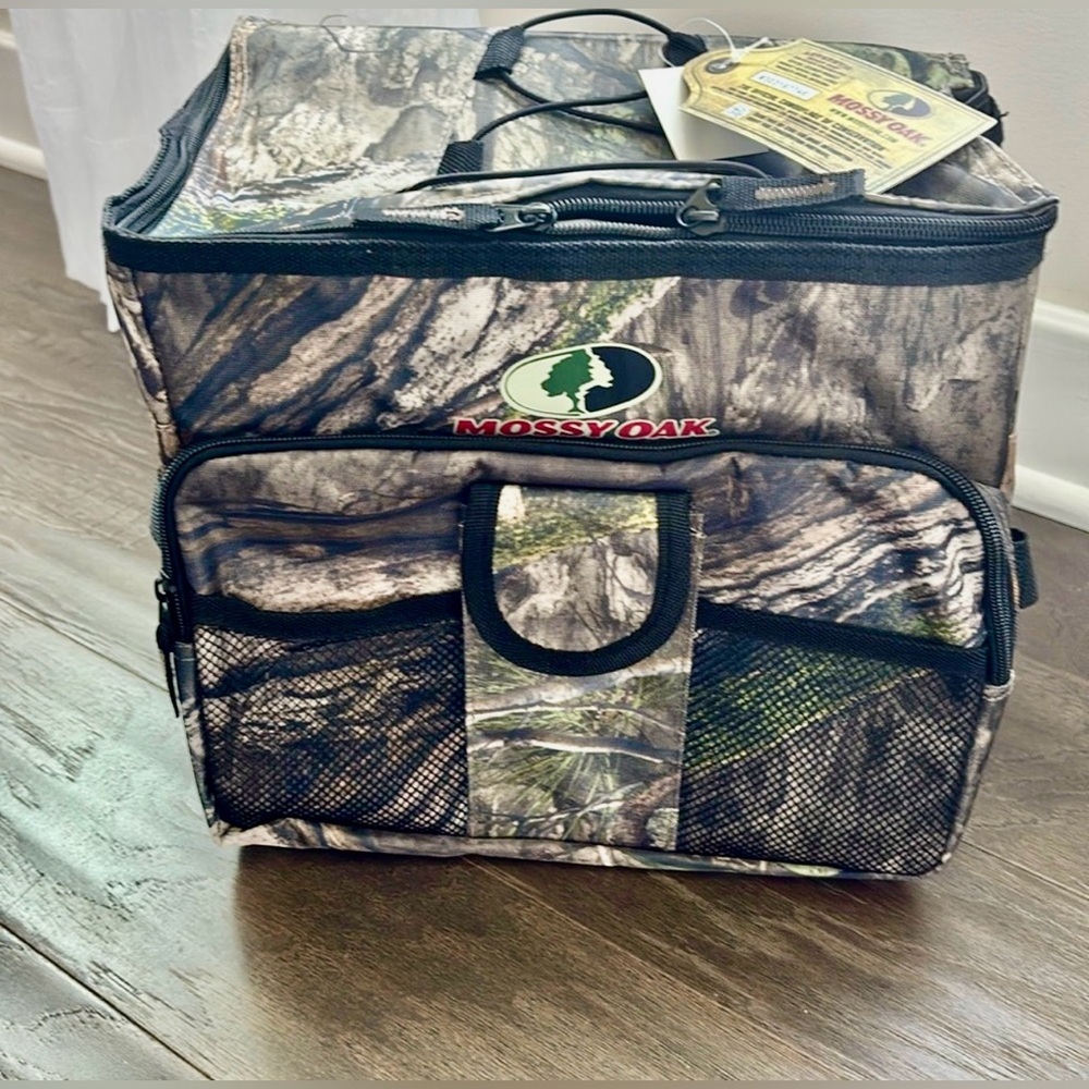Mossy Oak Collapsible Green Camouflage 12 Can Insulated Cooler/shoulder strap